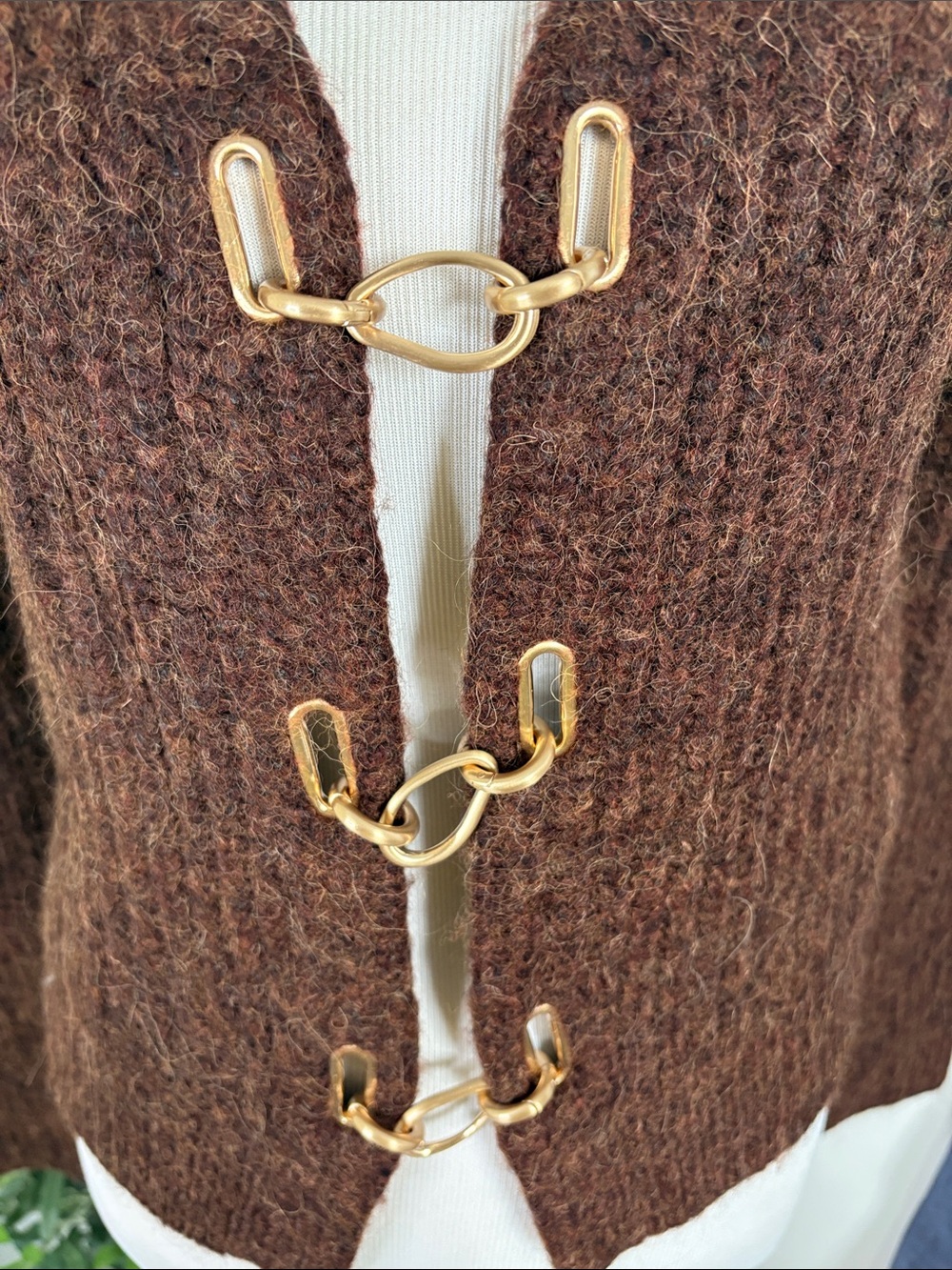 Cult Gaia Brown Wool Gold-Tone Link Closure V-Neck Cardigan Sweater L - Picture 5 of 7